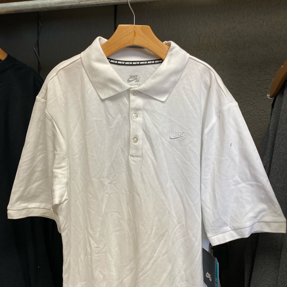 NIKE SB POLO SHIRT